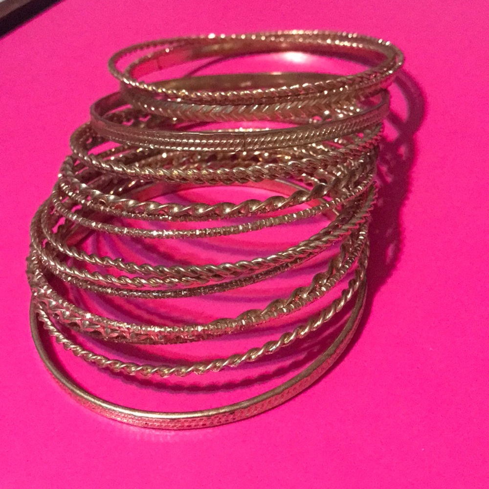 Bracelets - Picture 2 of 3
